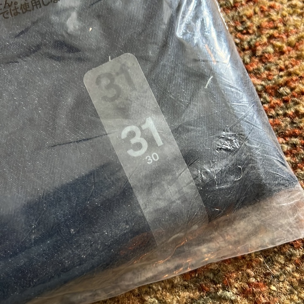 Jeans - Picture 2 of 6